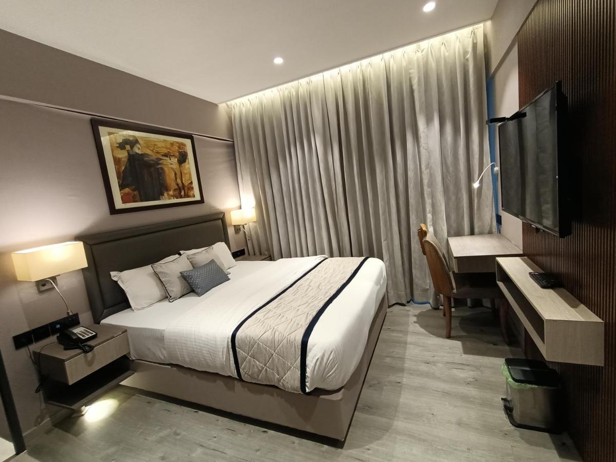 Hotel Highway Inn Mumbai Exterior foto